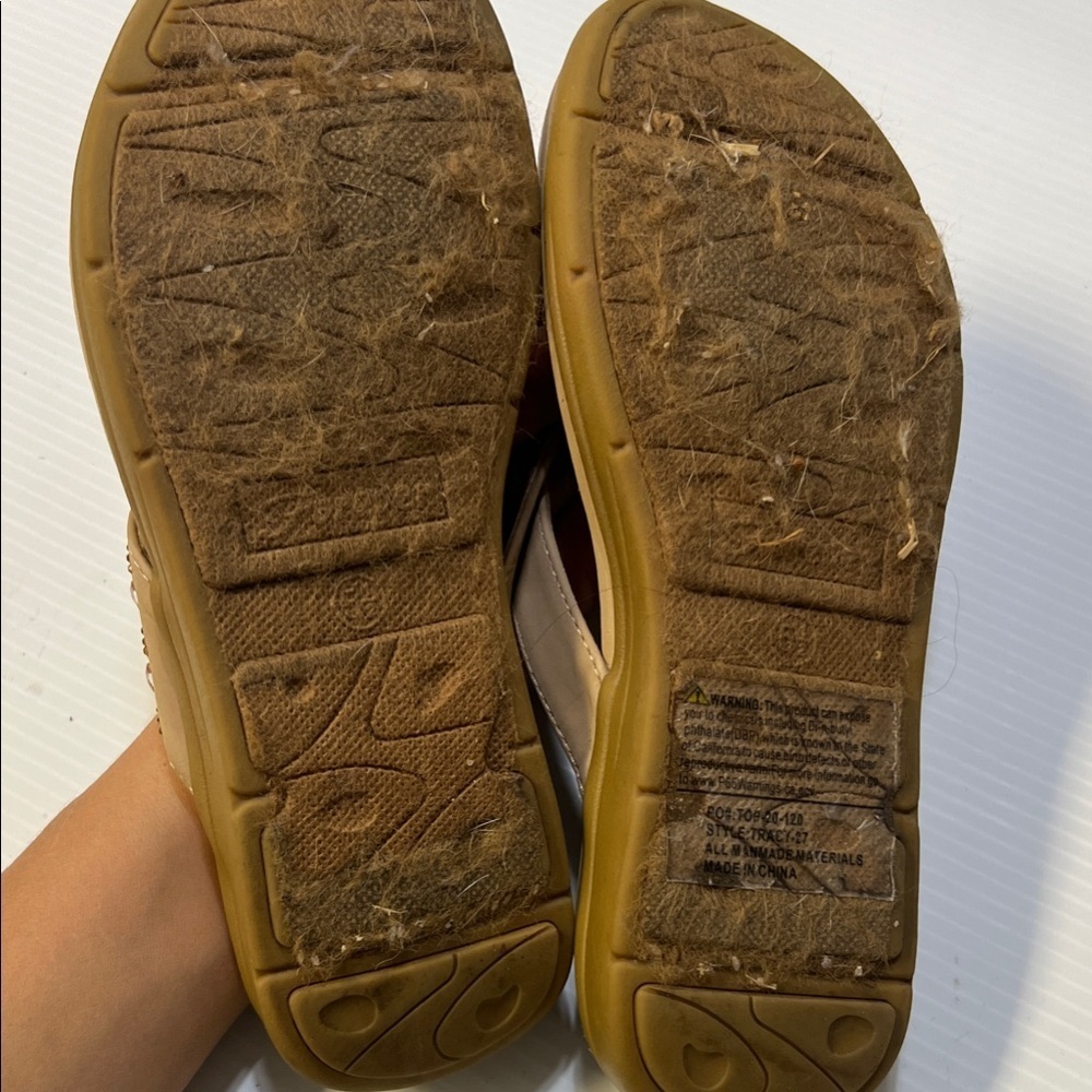 Tan Sandals - Picture 6 of 6